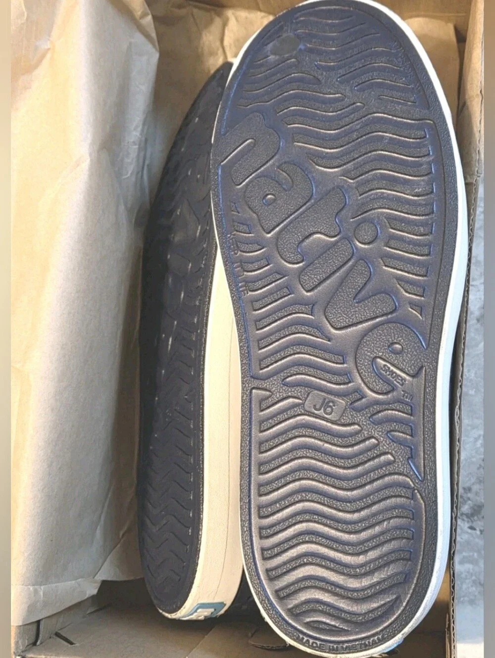 Native Unisex Jefferson Navy Blue Lightweight SlipOn Sneakers US Men Sz 6 Wmns 8